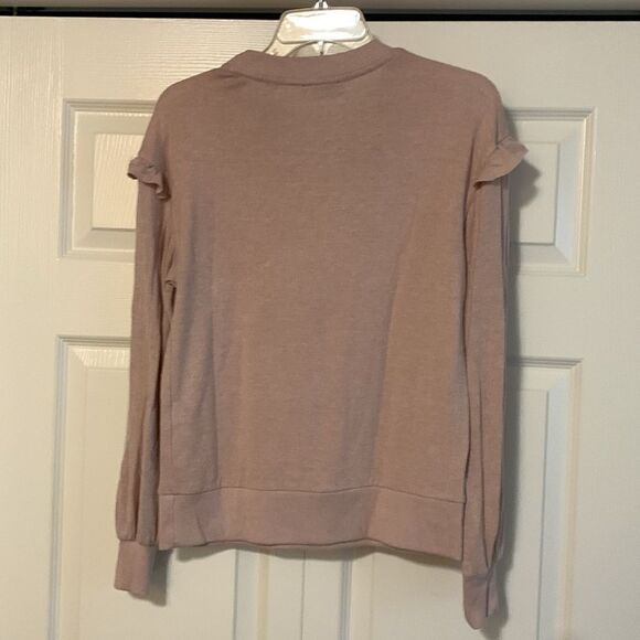 TAHARI, sweater, longhorn sleeve, ruffled, small, great condition - Picture 5 of 12